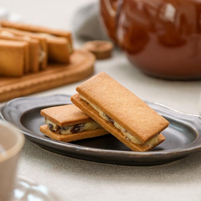 熟成ラムレーズンの贅沢バターサンド | snaq.me store (スナックミー