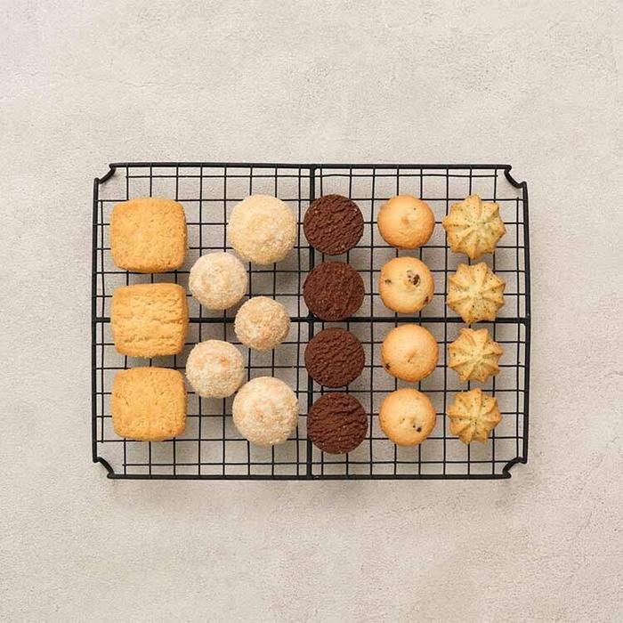 パティシエのこだわりクッキー缶 | snaq.me store (スナックミーストア)