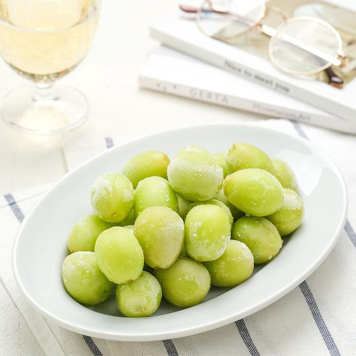 マスカットフレーバー スナック 00071146010888_Right.png