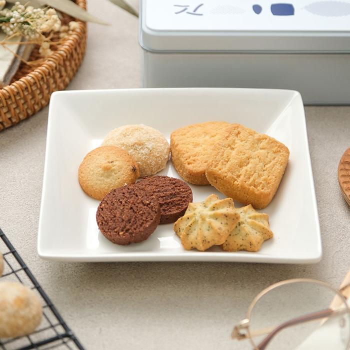 パティシエのこだわりクッキー缶 | snaq.me store (スナックミーストア)