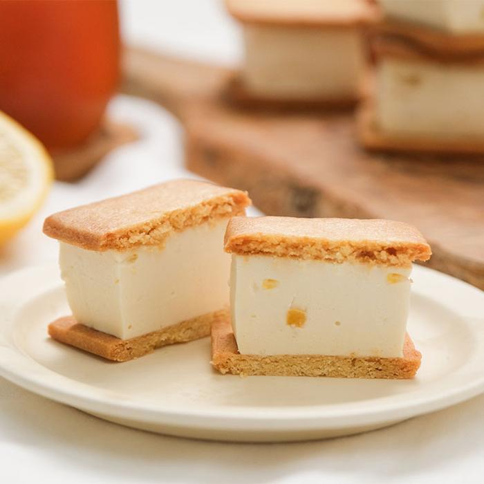 背徳感おやつ 極厚チーズケーキサンド レアチーズ | snaq.me store