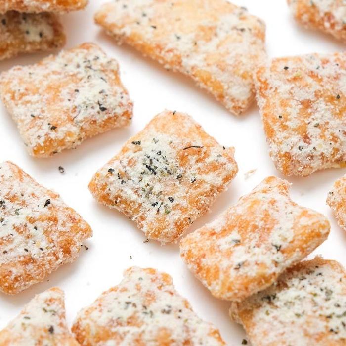 s_700_bbc02d69aecd36669c6b7a95