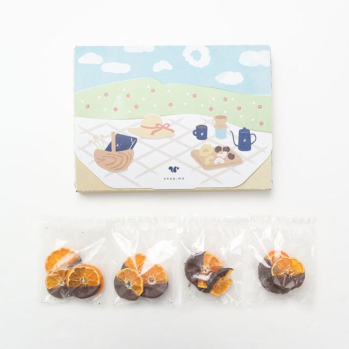 パリッと軽やか みかんチョコ | snaq.me store (スナックミーストア)
